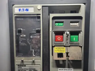 Freedom Series 2100 Motor Control Center 3000 Amp Switchgear Unit