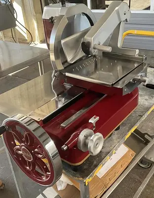 USED BERKEL 330M