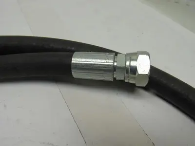 Kuri Tec A4143S Medium Pressure 1/2" ID Paint Fluid Transfer Hose 6' W/Fittings