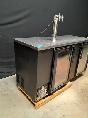 USED TRUE TBB-3G; KEG COOLER