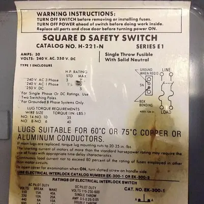USED SQUARE D H-221-N