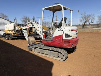 USED 2022 TAKEUCHI TB 235-2
