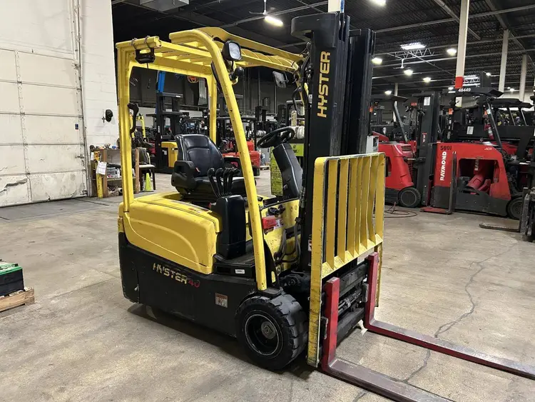 Used 2020 HYSTER J40XNT Misc Forklifts Illinois US | Somerset Equipment Sales #1542821