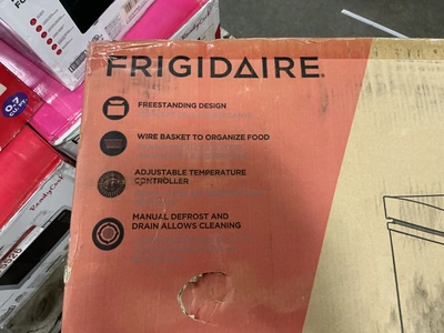 Used FRIGIDAIRE EFRF7003-6COM Freezers Michigan US | Miedema Asset Management Group #1322151