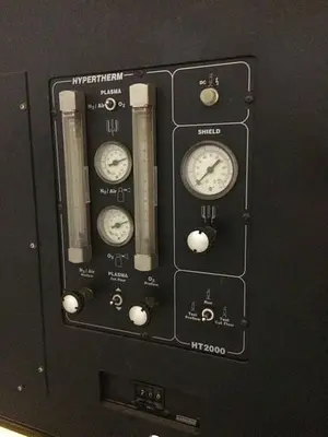 USED KOIKE PLASMA/OXYFUEL VERSAGRAPH MILLENNIUM VGM 3100 VERSAGRAPH MILLENNIUM 3100
