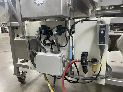 USED LOMA IQ2
