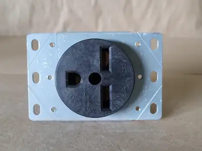 NEW PASS & SEYMOUR 3801