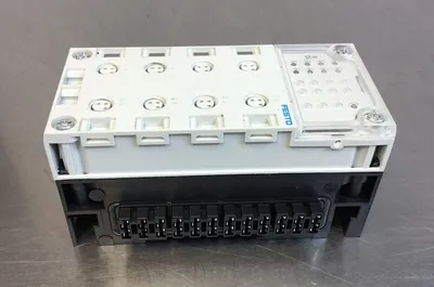 Festo Modular Terminal CPX-AB-8-M8-3POL (195706) and CPX-GE-EV Base (195742) 6D