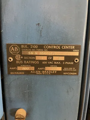 Allen-Bradley Centerline 2100 8 Section MCC Motor Control Center 800/400A 600V