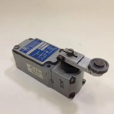 USED TELEMECANIQUE C2JK05