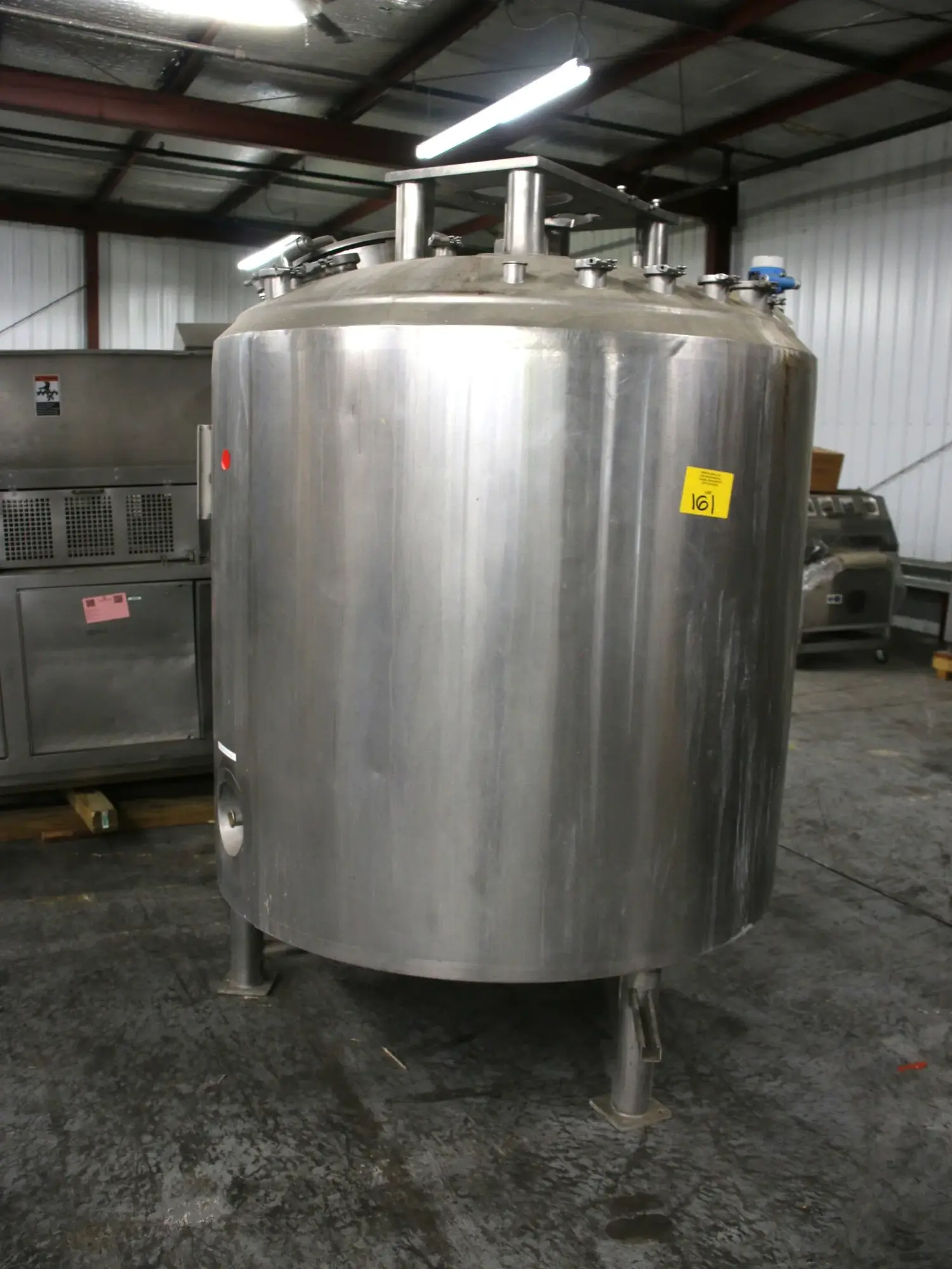 Used 1997 LEE INDUSTRIES 500 Gallons Stainless Steel Tanks Illinois US | M&M Equipment Corp. #1373491