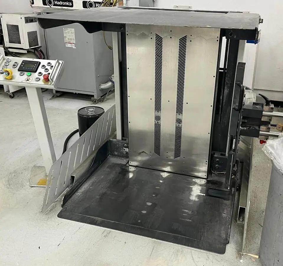 USED 2012 ALBO AS1000