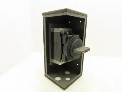 Fanuc A05B-2400-C402 Circuit Breaker Box Rotary Disconnect Switch 20A 3P
