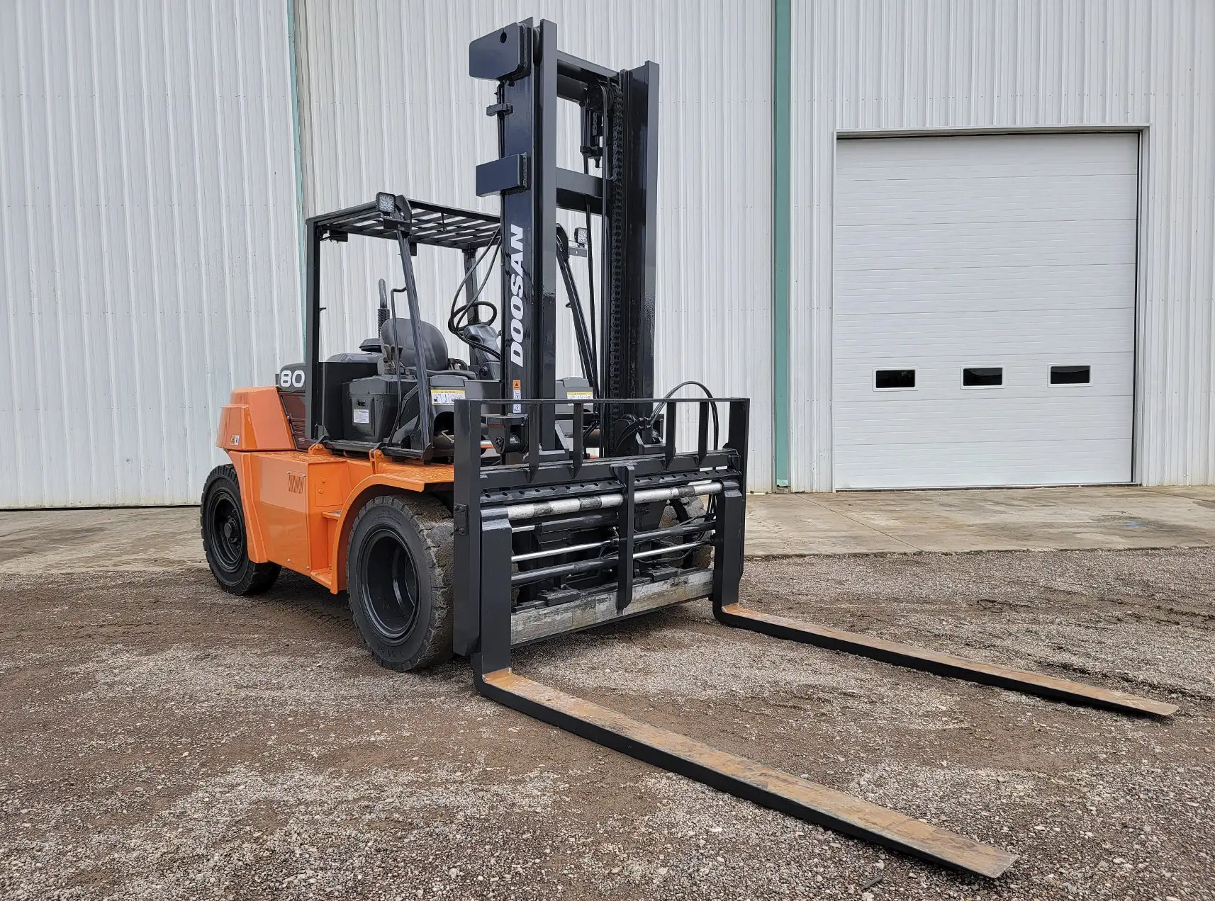 USED DOOSAN D80S-7