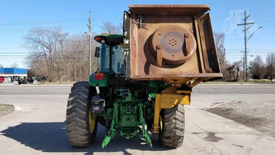 USED 2014 JOHN DEERE 6105D