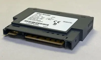 USED ALLEN-BRADLEY 1734-8CFG