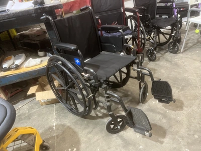 Used LARGE LOT OF WHEELCHAIRS CRUTCHES WALKERS AND SHOWER SEATS _UNKNOWN_ Home Care / Nursing Supplies Michigan US | Miedema Asset Management Group #1414871