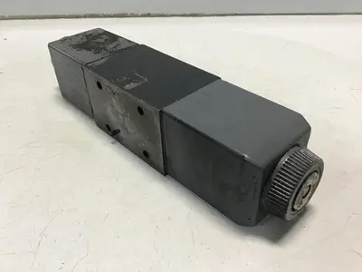 USED VICKERS DG4V-3-6C-M-U-HL7-60