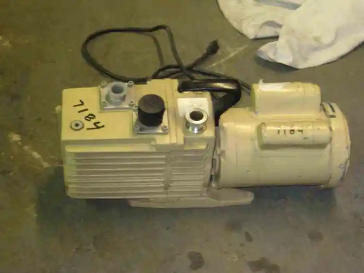 Used LEYBOLD _UNKNOWN_ Vacuum Pumps New Jersey US | Phoenix Equipment Corp 1 #175930