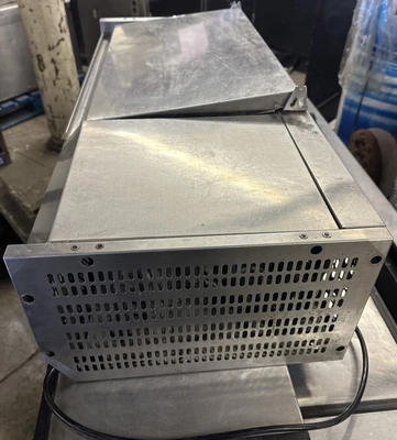 174-0046 36” Countertop Self Contained Prep Unit Pan Rail