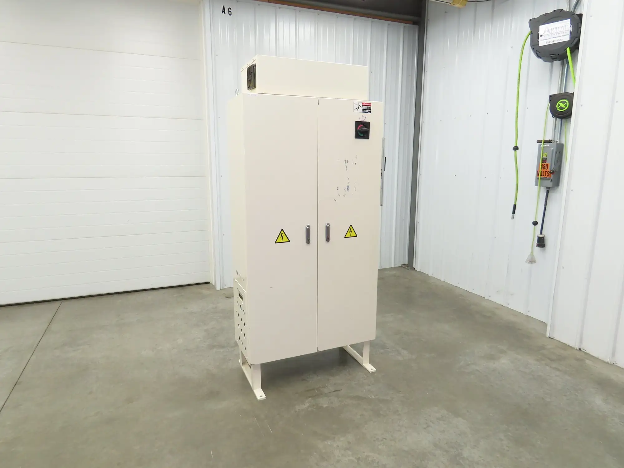 Freestanding Electrical Enclosure 1600x900x400mm 100A Disconnect 63x36x16"