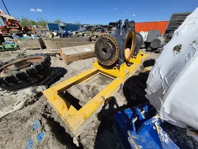 NEW KOMATSU 561-22-73114