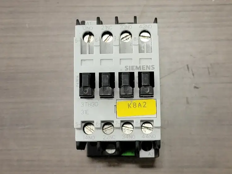 Used SIEMENS 3TH3031-0A Misc Electrical & Power Parts British Columbia CA | Lenmark #248373
