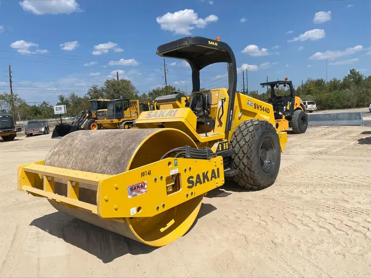 New | in-Stock 2023 SAKAI SV544D Single Drum Rollers Texas US | National Equipment Dealers #1422878