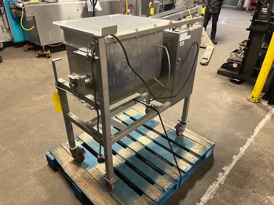 USED DANIELS FOOD EQUIPMENT DMX QUAD 100