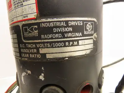 Kollmorgen TT-4205-4020-C DC Servo Motor 2600RPM 24VDC 42FT-LBS Tach 19V