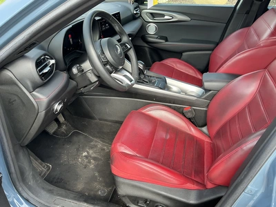 USED 2023 DODGE HORNET