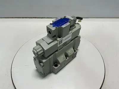USED YUKEN DSHG-04-3C10-ET-D24-50156