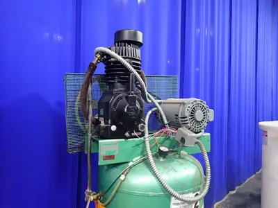 Used SPEEDAIRE 5F5652 Lubricated Reciprocating Air Compressors Ohio US | HGR 24 #916949