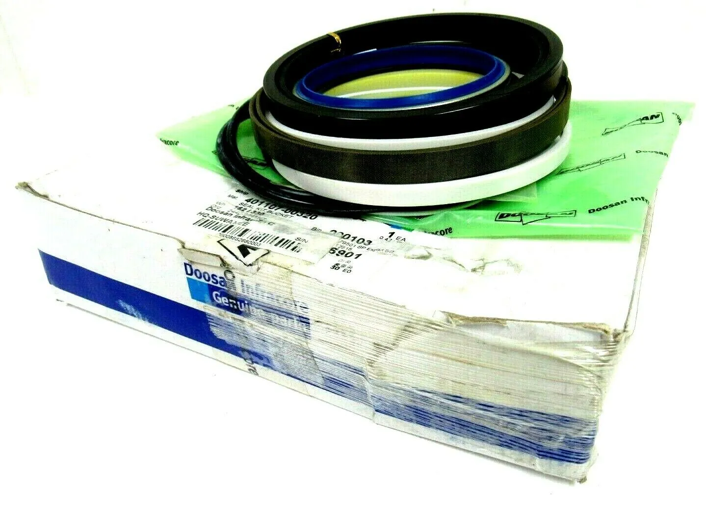 NEW DOOSAN 401107-00320 SEAL KIT 2440-9441KT 40110700320