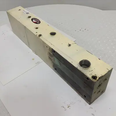 USED PARKER MANIFOLD712