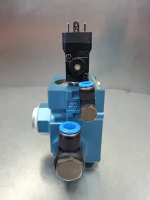 MAC 56C36611JJ Solenoid Valve w/130B611JJ Solenoid Valve, 24VDC. 6D9