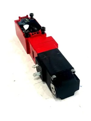 NEW TELEMECANIQUE XCSL522B1 LIMIT SWITCH