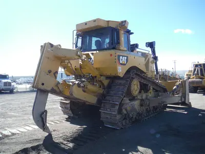 USED 2018 Caterpillar D8T