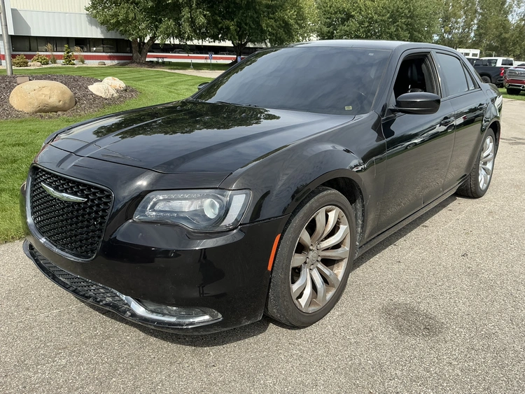 Used 2019 CHRYSLER 300 Sedans Michigan US | Miedema Asset Management Group #1484114