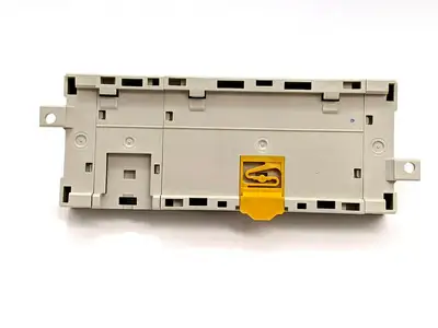USED OMRON TERMINAL BLOCK CONVERSION UNIT STANDARD TYPE