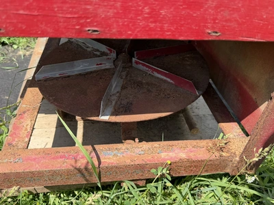 Used _UNKNOWN_ _UNKNOWN_ Broadcast Spreaders Michigan US | Miedema Asset Management Group #1293948