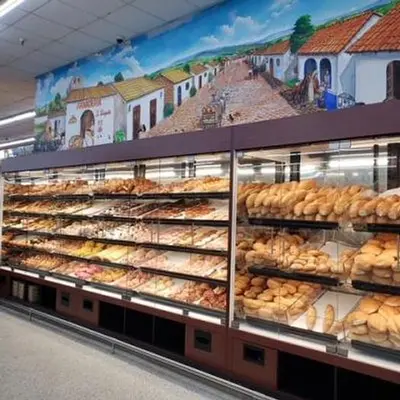 CAYUGA _UNKNOWN_ Pastry Case w Ledge | Harvest Equipment and Fabrication Inc (3)