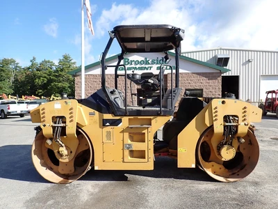 Used 2013 CATERPILLAR CB54B Tandem Rollers Massachusetts US | Brookside Equipment Sales #1455059
