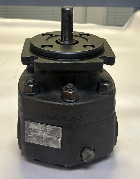 Used PARKER HANNIFIN M2D085X3324 Motors (misc) | Surplus Asset Holdings #1204899