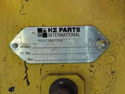 USED KOMATSU EH9423