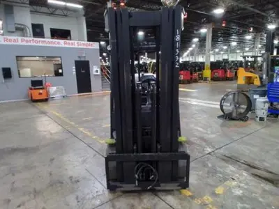 USED 2021 CLARK S32C