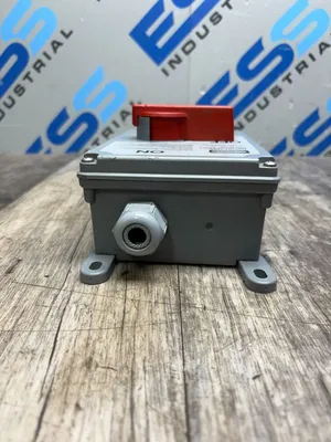 Used HUBBELL HBLDS3 Misc Electrical & Power Parts South Carolina US | ESS Industrial Equipment Sales #1310599