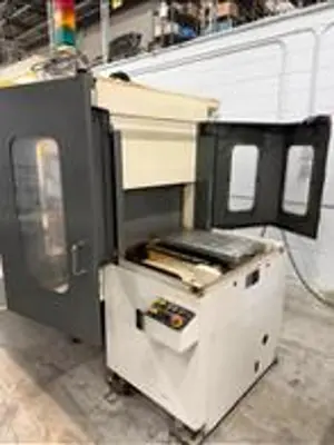 USED 2015 FANUC ROBODRILL ALPHA-D21LIA5
