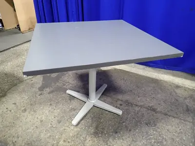 Used _UNKNOWN_ _UNKNOWN_ Preparation Tables Ohio US | HGR 24 #740594