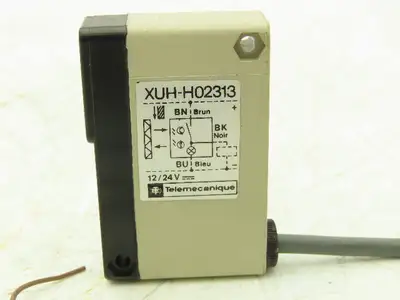 Telemecanique XUH-H02313 Photoelectric Sensor 12/24VDC